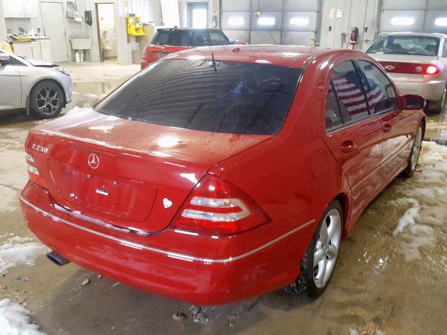 WDBRF52HX6F816384 - 2006 MERCEDES-BENZ C GENERATI RED photo 4