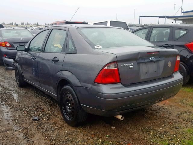 1FAFP34N77W154182 - 2007 FORD FOCUS ZX4 GRAY photo 3