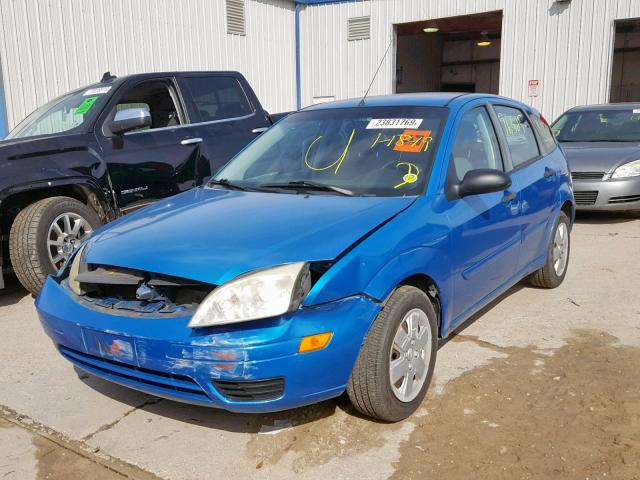 1FAFP37N57W262098 - 2007 FORD FOCUS ZX5 BLUE photo 2