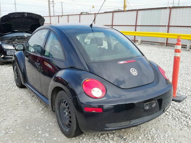 3VWPG3AG0AM005931 - 2010 VOLKSWAGEN NEW BEETLE შავი ფოტო 3