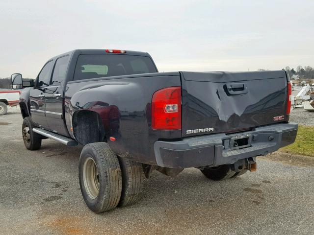 1GT426C82BF124819 - 2011 GMC SIERRA K35 BLACK photo 3