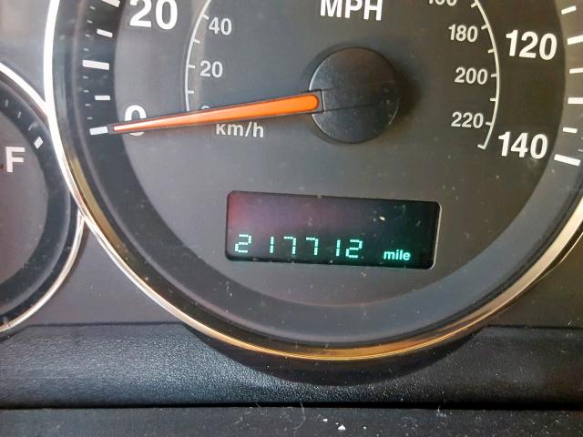 1J8HG48K06C149245 - 2006 JEEP COMMANDER GREEN photo 8