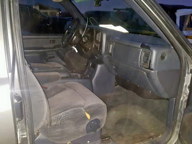 2GCEC19T6Y1127528 - 2000 CHEVROLET SILVERADO GRAY photo 5