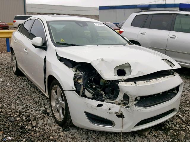 YV1622FS0C2054748 - 2012 VOLVO S60 T5 WHITE photo 1