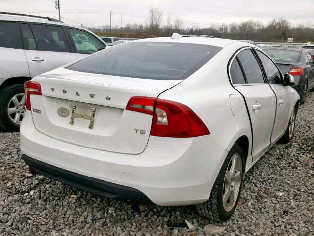 YV1622FS0C2054748 - 2012 VOLVO S60 T5 WHITE photo 4