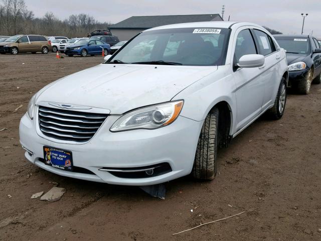 1C3CCBBB2DN500303 - 2013 CHRYSLER 200 TOURIN WHITE photo 2