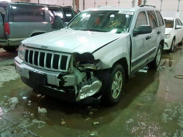 1J4GR48K15C685160 - 2005 JEEP GRAND CHER SILVER photo 2