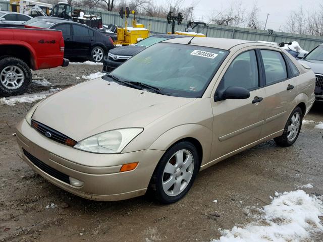 1FAFP38302W288484 - 2002 FORD FOCUS ZTS GOLD photo 2