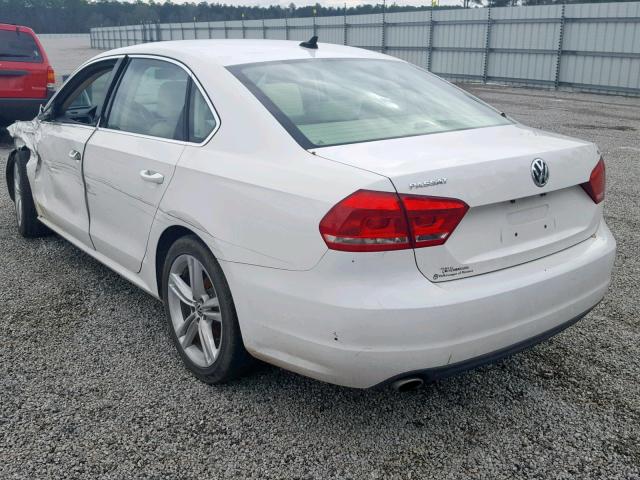 1VWBP7A31DC150674 - 2013 VOLKSWAGEN PASSAT SE WHITE photo 3