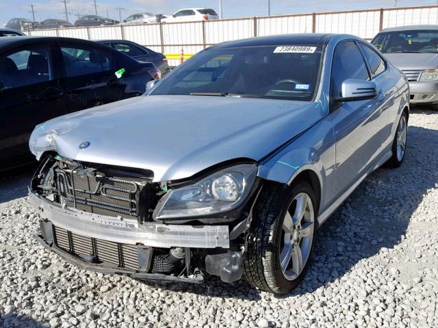 WDDGJ4HB0DF989029 - 2013 MERCEDES-BENZ C 250 SILVER photo 2