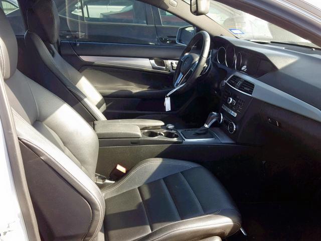 WDDGJ4HB0DF989029 - 2013 MERCEDES-BENZ C 250 SILVER photo 5