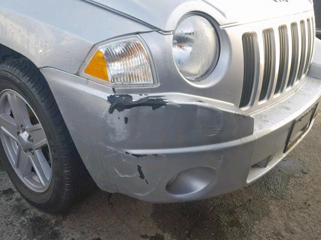 1J4NT4FB4AD633554 - 2010 JEEP COMPASS SP SILVER photo 9