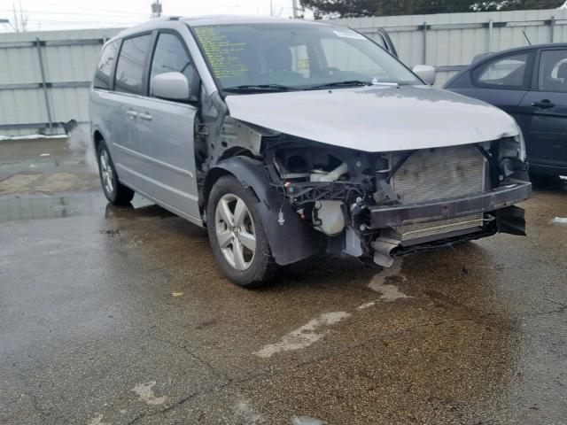 2V4RW3DG6BR766487 - 2011 VOLKSWAGEN ROUTAN SE SILVER photo 1