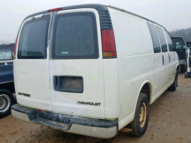 1GCFG15W1Y1268618 - 2000 CHEVROLET EXPRESS G1 WHITE photo 4