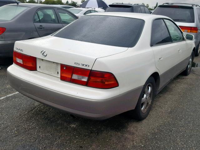 JT8BF28G9W0088090 - 1998 LEXUS ES 300 WHITE photo 4