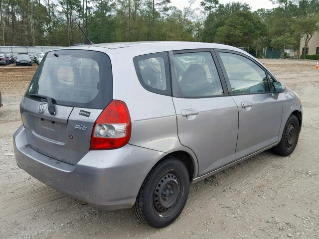 JHMGD37467S055904 - 2007 HONDA FIT SILVER photo 4