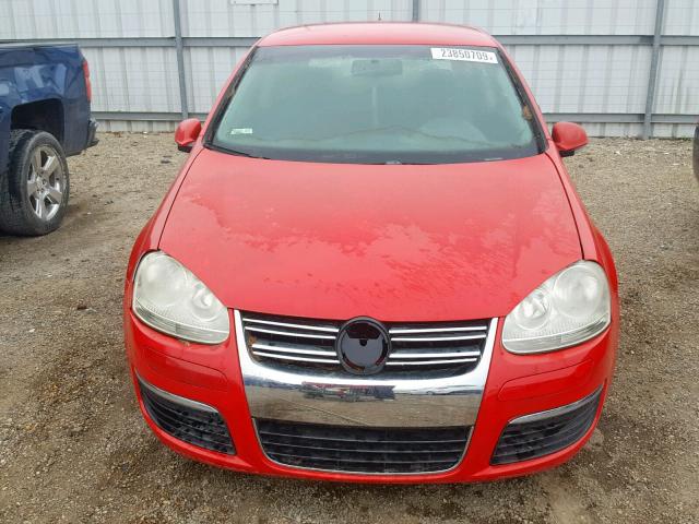 WVWBR71K17W273897 - 2007 VOLKSWAGEN RABBIT RED photo 9