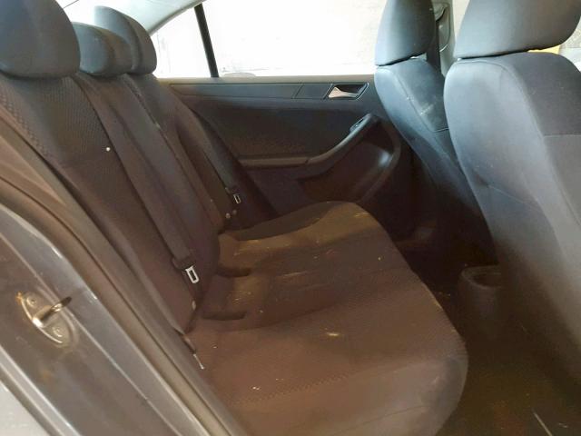 3VW1K7AJ6DM382968 - 2013 VOLKSWAGEN JETTA BASE Մոխրագույն լուսանկար 6