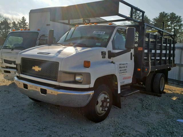 1GBE4C1227F409611 - 2007 CHEVROLET C4500 C4C0 WHITE photo 2