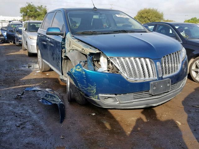 2LMDJ8JK7BBJ22286 - 2011 LINCOLN MKX BLUE photo 1