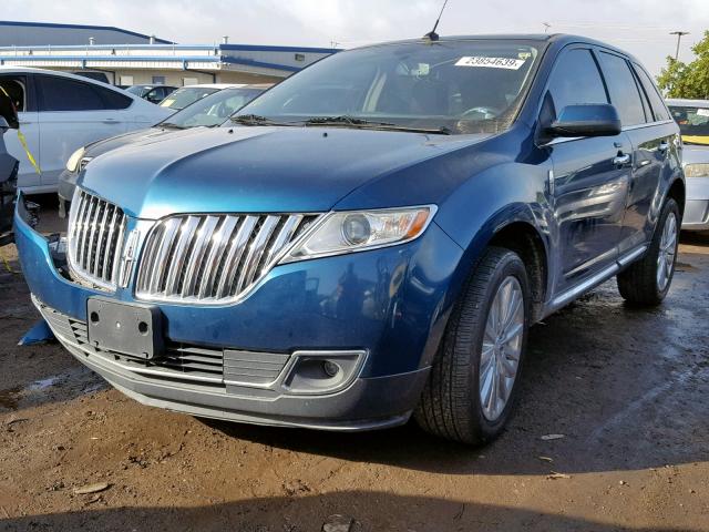 2LMDJ8JK7BBJ22286 - 2011 LINCOLN MKX BLUE photo 2