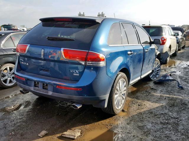 2LMDJ8JK7BBJ22286 - 2011 LINCOLN MKX BLUE photo 4