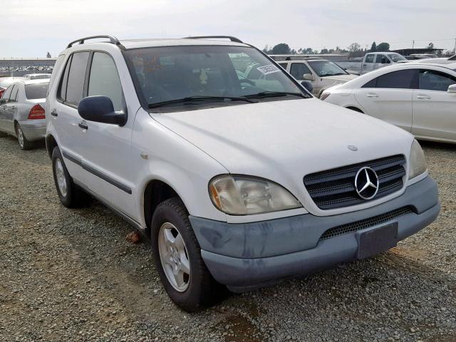 4JGAB54E5WA030921 - 1998 MERCEDES-BENZ ML 320 WHITE photo 1