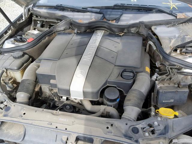 WDBRF61J14E018126 - 2004 MERCEDES-BENZ C 240 银色 照片 7