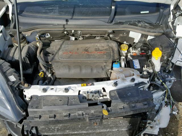 ZFBERFAT9G6B72788 - 2016 RAM PROMASTER 白色 照片 7