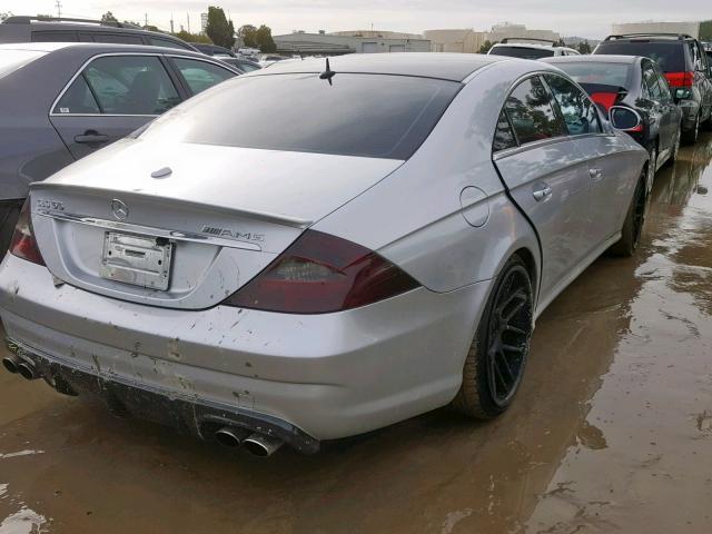 WDDDJ76X56A042152 - 2006 MERCEDES-BENZ CLS 55 AMG SILVER photo 4