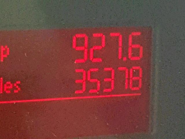 3VWRW3AG9AM022870 - 2010 VOLKSWAGEN NEW BEETLE Gelb Foto 8