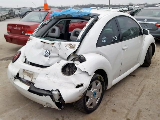 3VWDD21C31M440199 - 2001 VOLKSWAGEN NEW BEETLE Weiß Foto 4