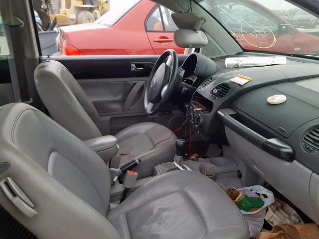 3VWDD21C31M440199 - 2001 VOLKSWAGEN NEW BEETLE Weiß Foto 5