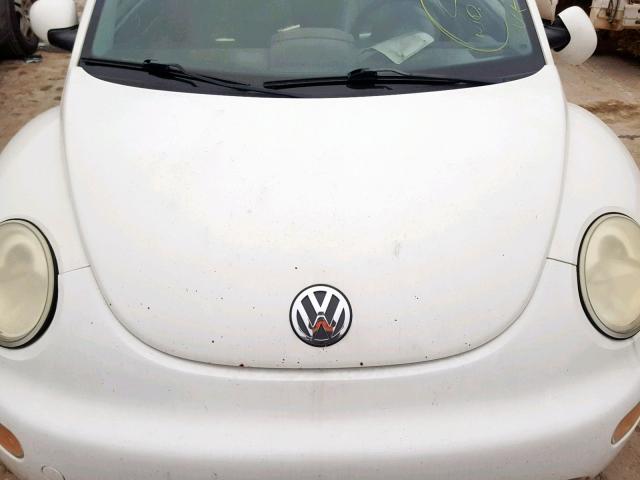 3VWDD21C31M440199 - 2001 VOLKSWAGEN NEW BEETLE Weiß Foto 7