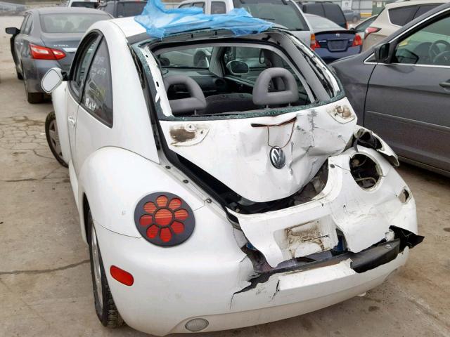 3VWDD21C31M440199 - 2001 VOLKSWAGEN NEW BEETLE Weiß Foto 9