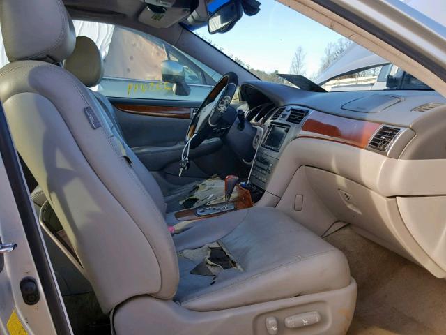 JTHBA30G855107360 - 2005 LEXUS ES 330 SILVER photo 5