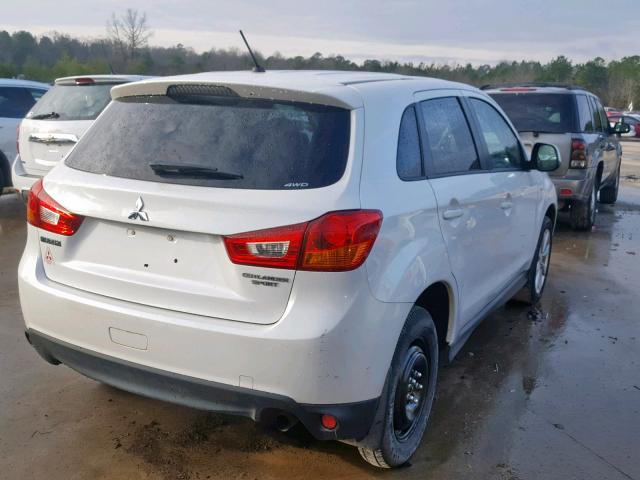 4A4AR3AUXEE013130 - 2014 MITSUBISHI OUTLANDER WHITE photo 4