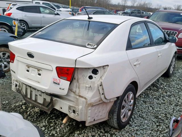 KNAFU4A25A5055650 - 2010 KIA FORTE EX WHITE photo 4