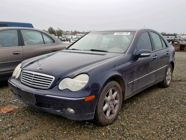 WDBRF61J04A562849 - 2004 MERCEDES-BENZ C 240 BLUE photo 2