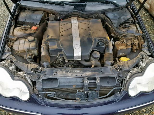 WDBRF61J04A562849 - 2004 MERCEDES-BENZ C 240 BLUE photo 7