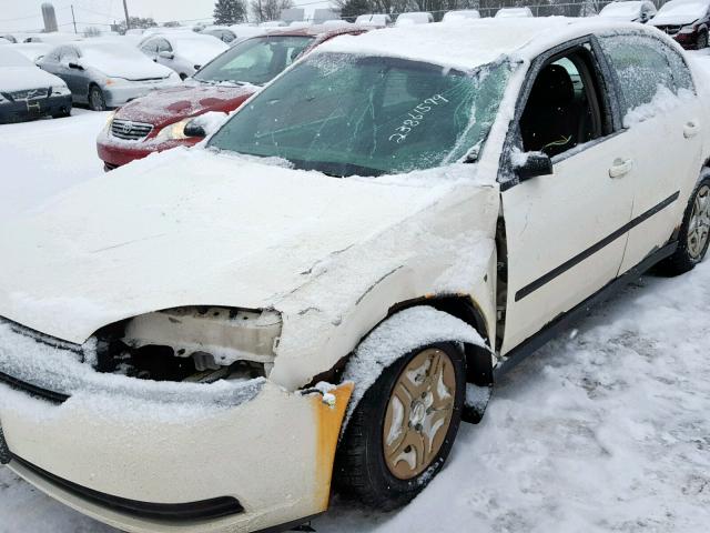 1G1ZS52F84F216481 - 2004 CHEVROLET MALIBU WHITE photo 9