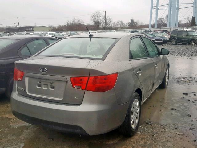 KNAFU4A21B5434078 - 2011 KIA FORTE EX GRAY photo 4