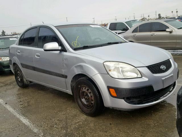 KNADE123066114678 - 2006 KIA RIO SILVER photo 1