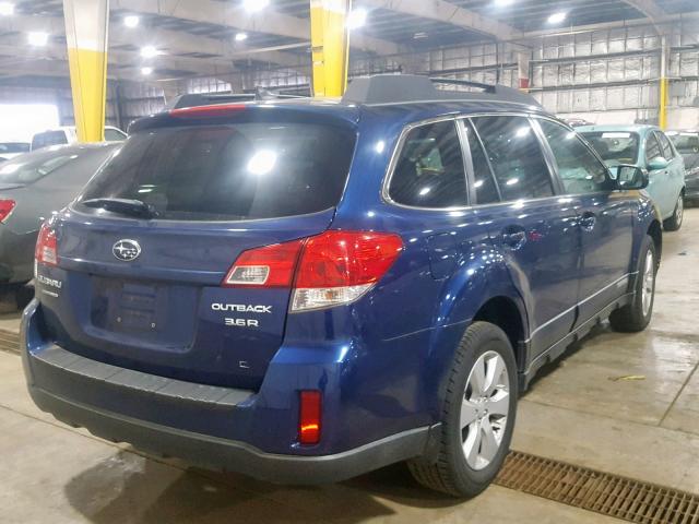 4S4BRDKC8B2338827 - 2011 SUBARU OUTBACK 3. BLUE photo 4