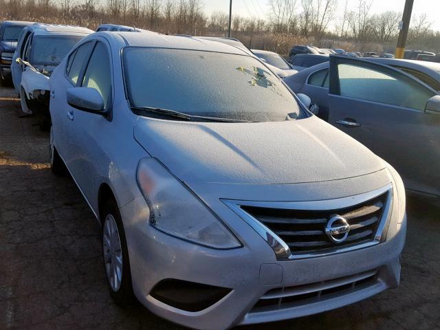 3N1CN7AP4JK419534 - 2018 NISSAN VERSA S SILVER photo 1