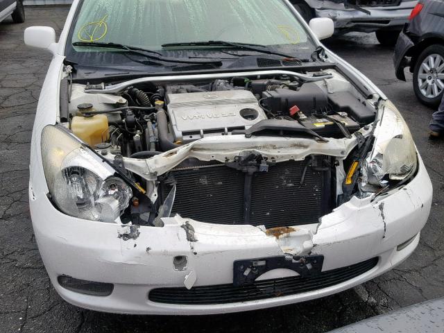 JTHBA30G345018178 - 2004 LEXUS ES 330 WHITE photo 9