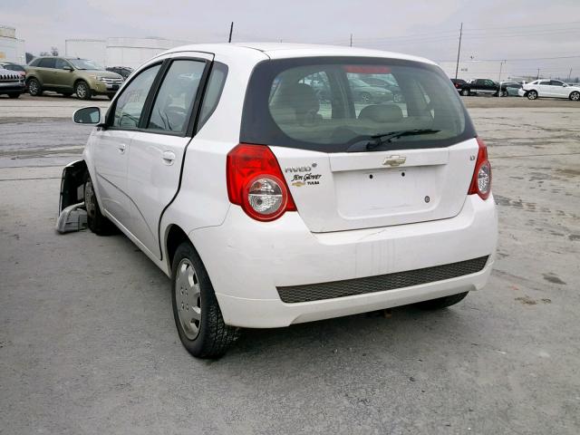 KL1TD6DE6AB116729 - 2010 CHEVROLET AVEO LS WHITE photo 3