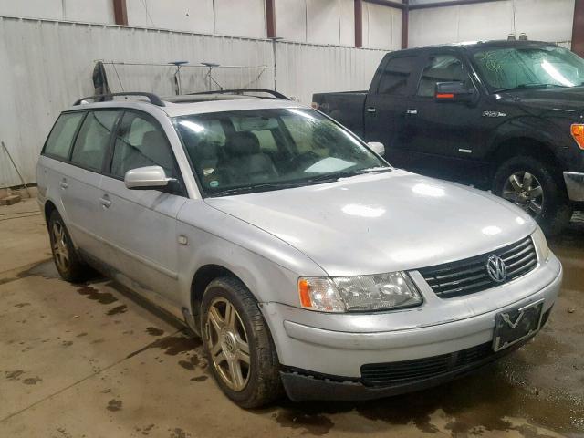 WVWVD23B8YE324802 - 2000 VOLKSWAGEN PASSAT GLX 银色 照片 1