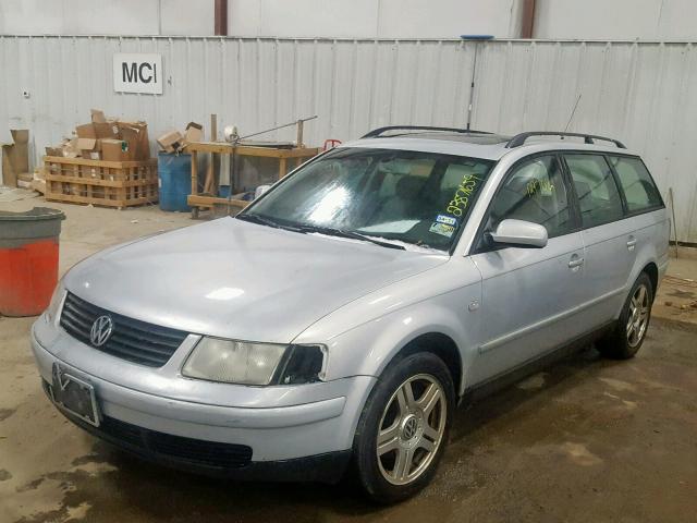 WVWVD23B8YE324802 - 2000 VOLKSWAGEN PASSAT GLX 银色 照片 2