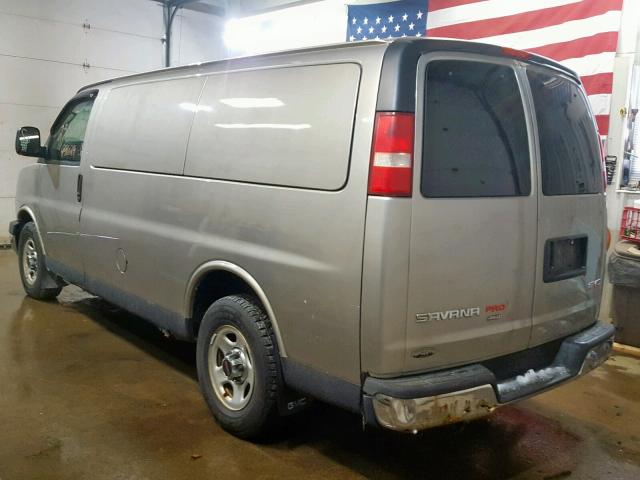 1GTFH15T141157063 - 2004 GMC SAVANA G15 GRAY photo 3